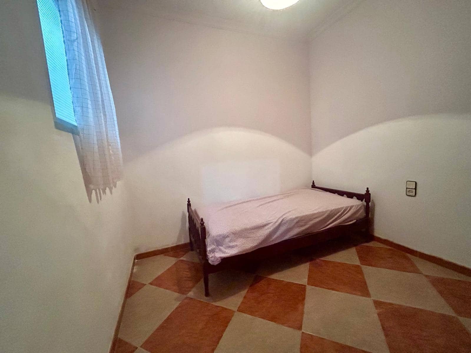 4 sypialnia Dom na sprzedaż w Miasto Malaga - 310 000 € (Ref: 9226910)