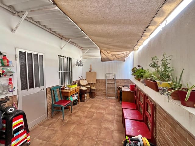 3 sovrum Lägenhet till salu i Carranque, Málaga stad - 277 000 € (Ref: 9236680)