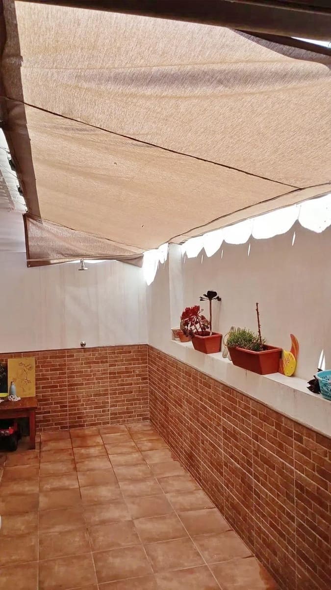 3 bedroom Flat for sale in Malaga city - € 267,000 (Ref: 9236680)