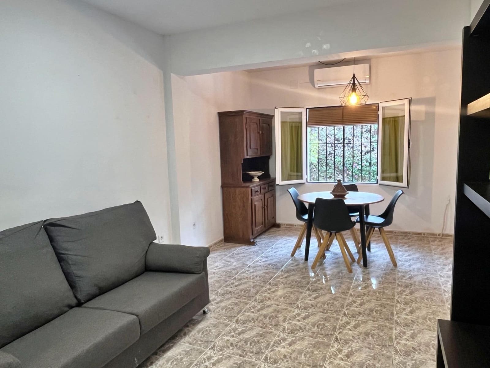 3 bedroom Flat for sale in Malaga city - € 267,000 (Ref: 9236680)