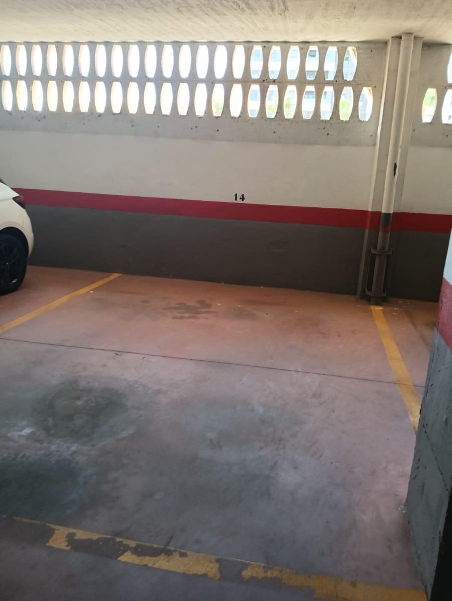 2 slaapkamer Flat te koop in Malaga stad met garage - € 475.000 (Ref: 9247089)