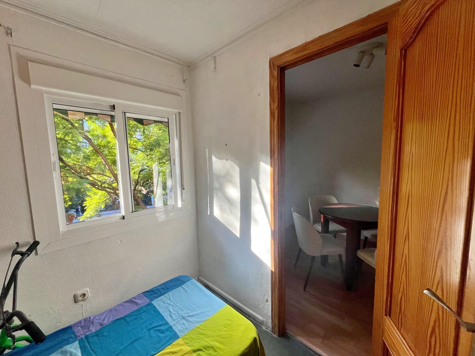 Piso de 3 habitaciones en Málaga ciudad en venta - 195.000 € (Ref: 9269952)