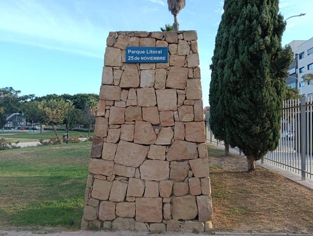 3 sovrum Lägenhet till salu i Puerta Blanca, Málaga stad med garage - 350 000 € (Ref: 9282376)