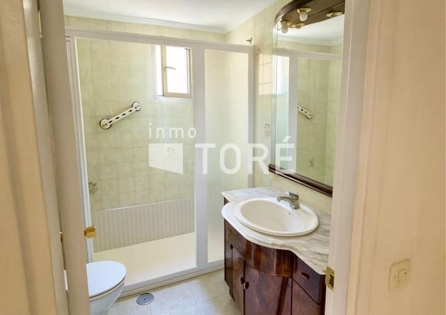 4 soveværelse Lejlighed til salg i Los Guindos, Málaga by med garage - € 425.000 (Ref: 9295512)