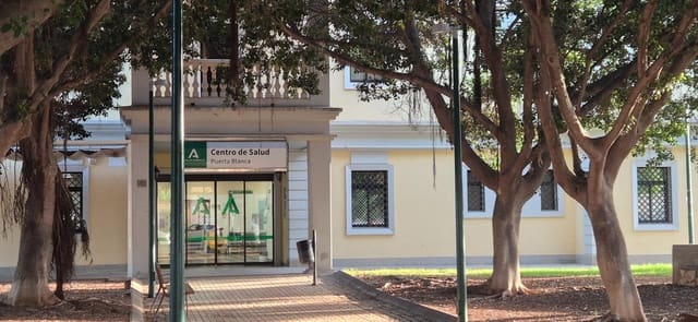 4 soveværelse Lejlighed til salg i Los Guindos, Málaga by med garage - € 425.000 (Ref: 9295512)