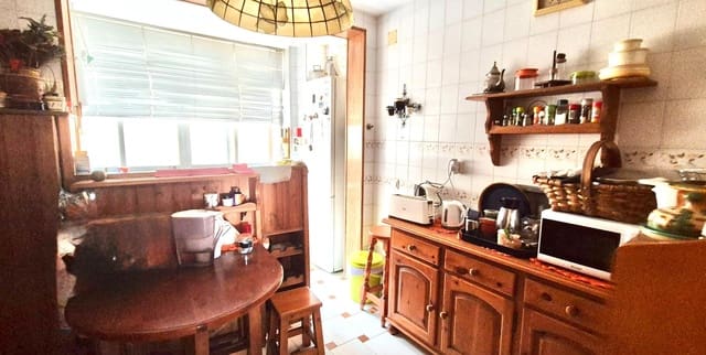 4 soveværelse Lejlighed til salg i Los Guindos, Málaga by med garage - € 425.000 (Ref: 9295512)