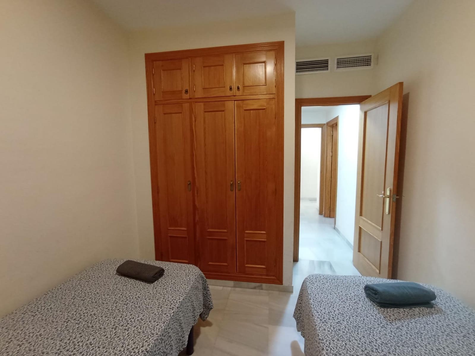 Piso de 3 habitaciones en Málaga ciudad en venta - 529.000 € (Ref: 9301217)