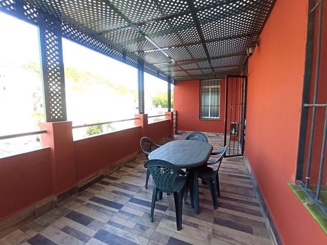 3 soverom Leilighet til leie i Málaga by - € 1 250 (Ref: 9322054)