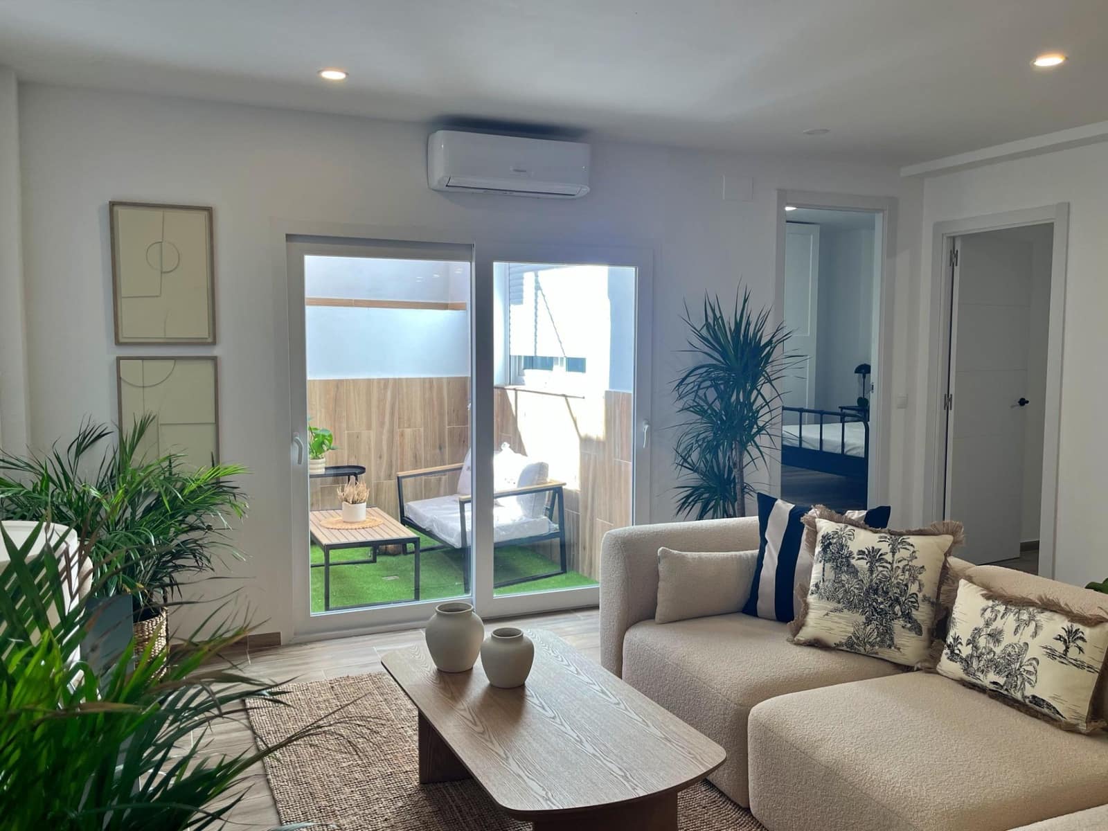 2 soveværelse Lejlighed til salg i Malaga by - € 359.000 (Ref: 9326637)