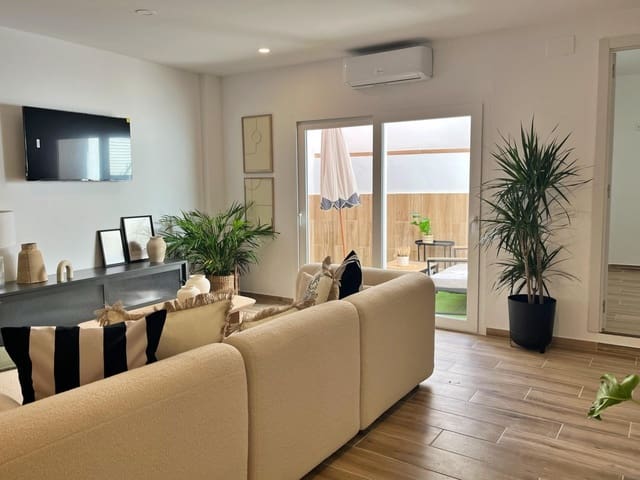 2 soveværelse Lejlighed til salg i Málaga by - € 359.000 (Ref: 9326637)