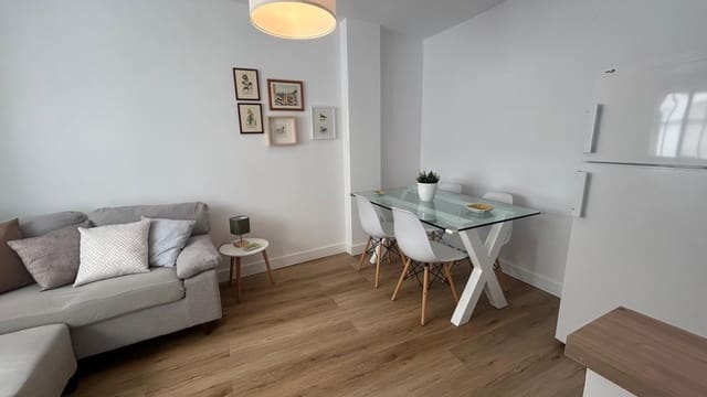 1 bedroom Apartment for rent in Centro Historico, Málaga city - € 880 (Ref: 9347616)