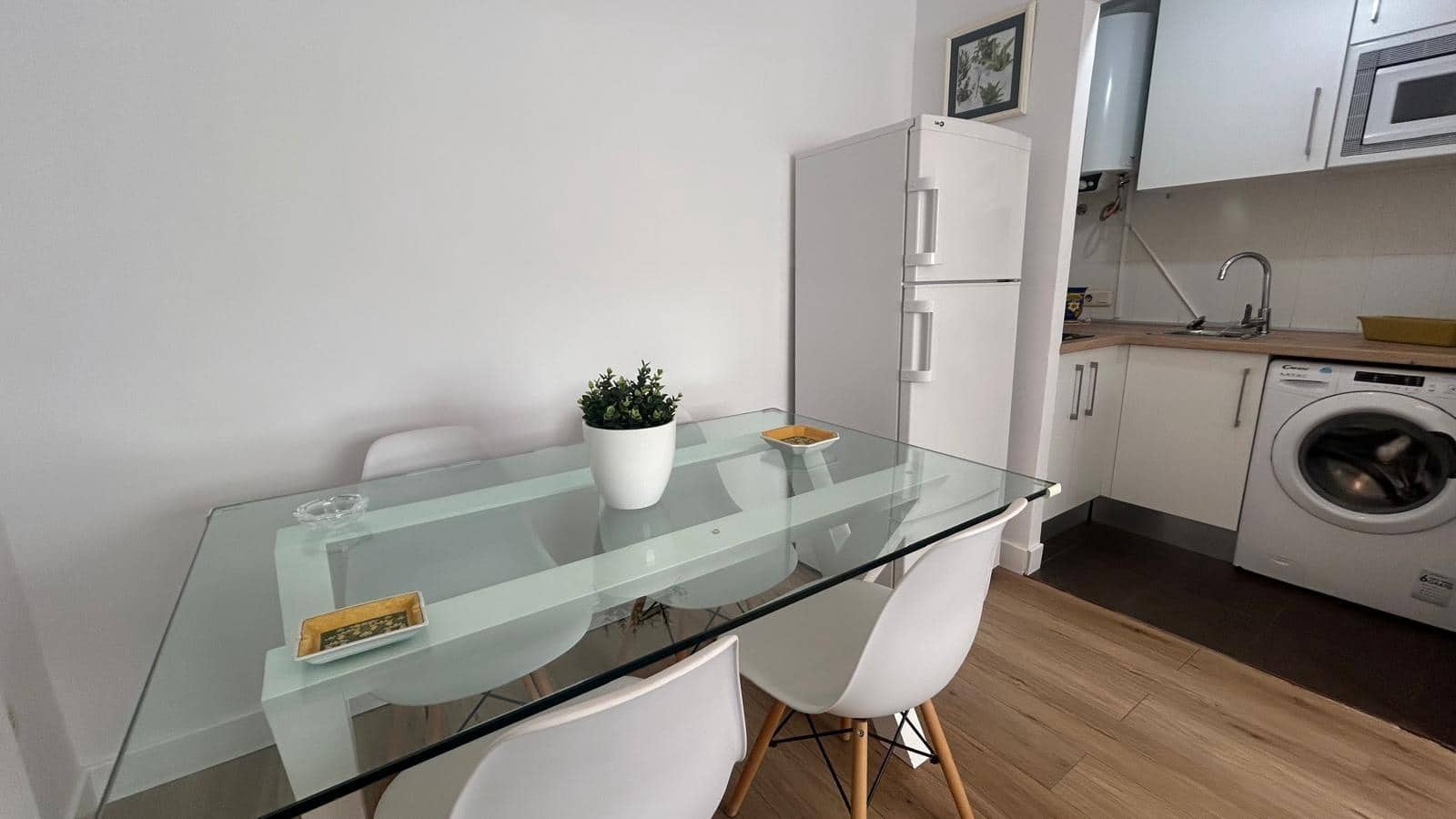 1 soverom Leilighet til leie i Malaga by - € 880 (Ref: 9347616)