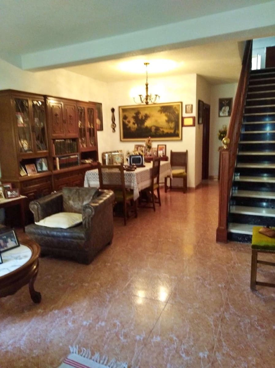 3 makuuhuone Rivitalo myytävänä paikassa Malaga kaupunki - 375 000 € (Ref: 9382720)