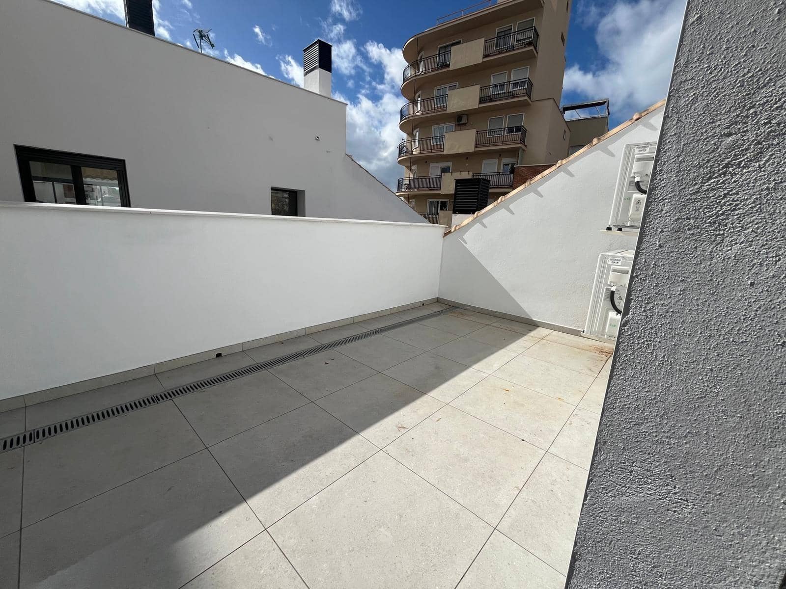 2 soverom Penthouse til salgs i Malaga by - € 364 000 (Ref: 9385480)