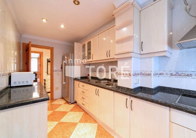 3 sovrum Lägenhet till salu i Cruz de Humilladero, Málaga stad - 285 000 € (Ref: 9401507)