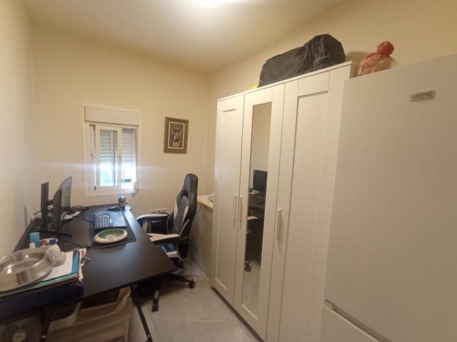 2 sypialnia Mieszkanie na sprzedaż w Giron, Miasto Málaga - 169 000 € (Ref: 9406611)