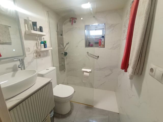 2 sypialnia Mieszkanie na sprzedaż w Giron, Miasto Málaga - 169 000 € (Ref: 9406611)