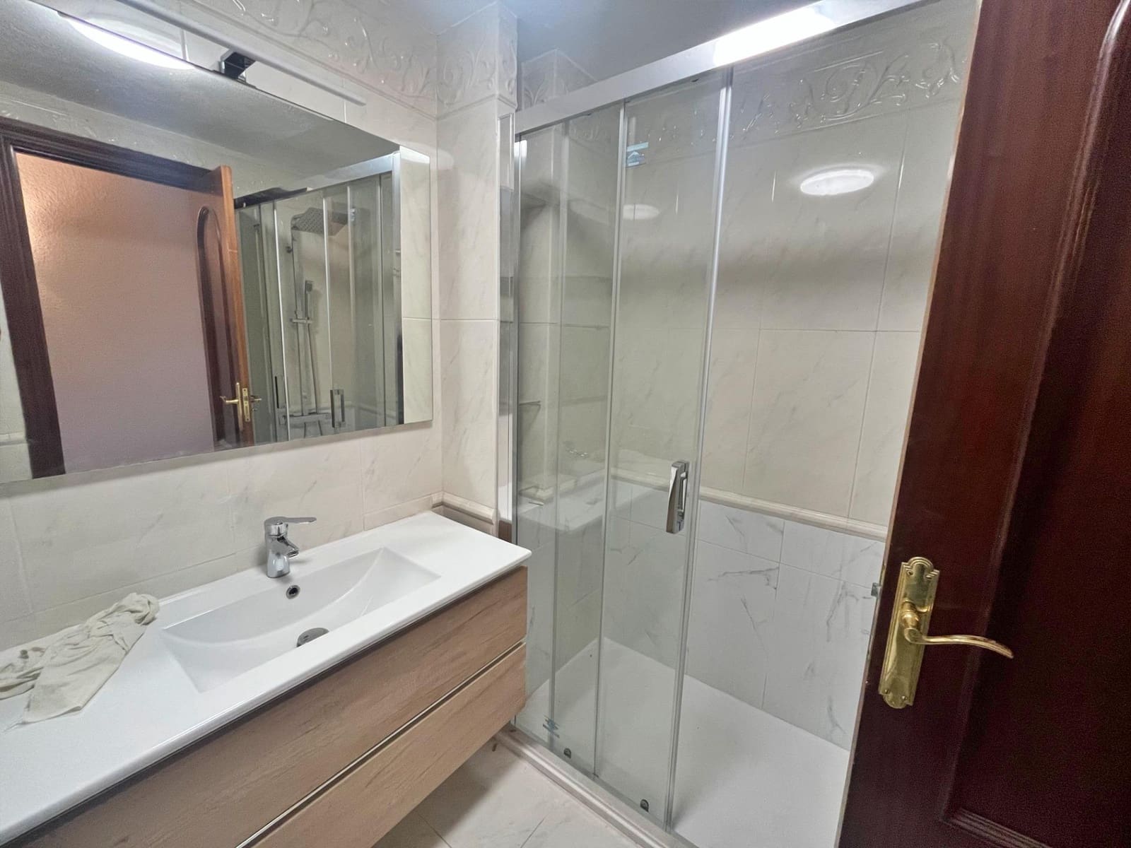 5 sypialnia Mieszkanie do wynajęcia w Miasto Malaga - 2 000 € (Ref: 9411185)