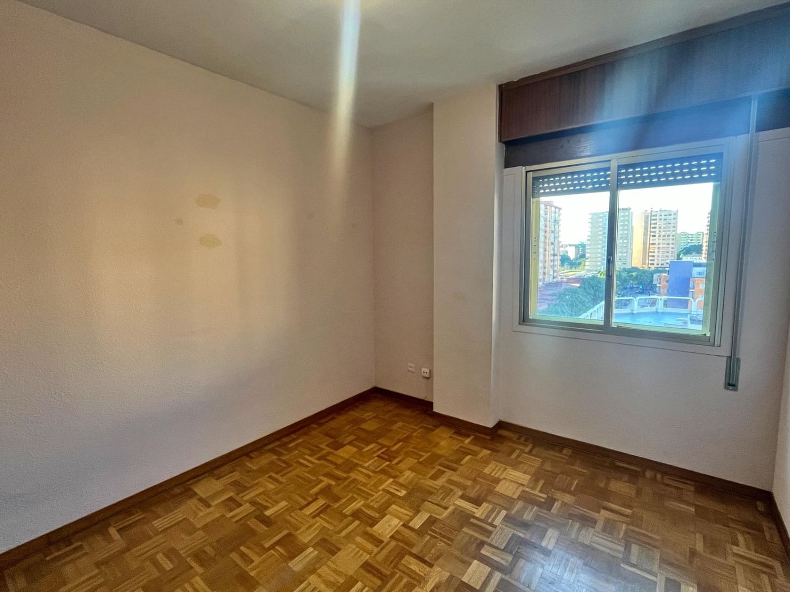 5 sypialnia Mieszkanie do wynajęcia w Miasto Malaga - 2 000 € (Ref: 9411185)