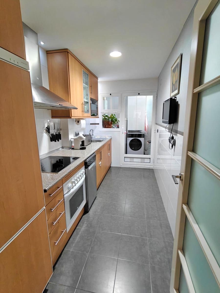 2 slaapkamer Flat te koop in Rincon de la Victoria met zwembad - € 360.000 (Ref: 9416036)