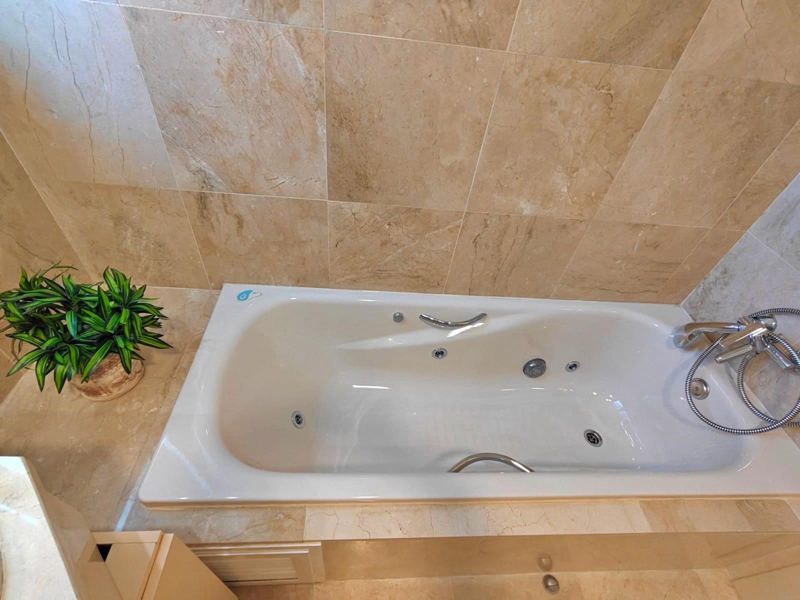 2 slaapkamer Flat te koop in Rincon de la Victoria met zwembad - € 360.000 (Ref: 9416036)