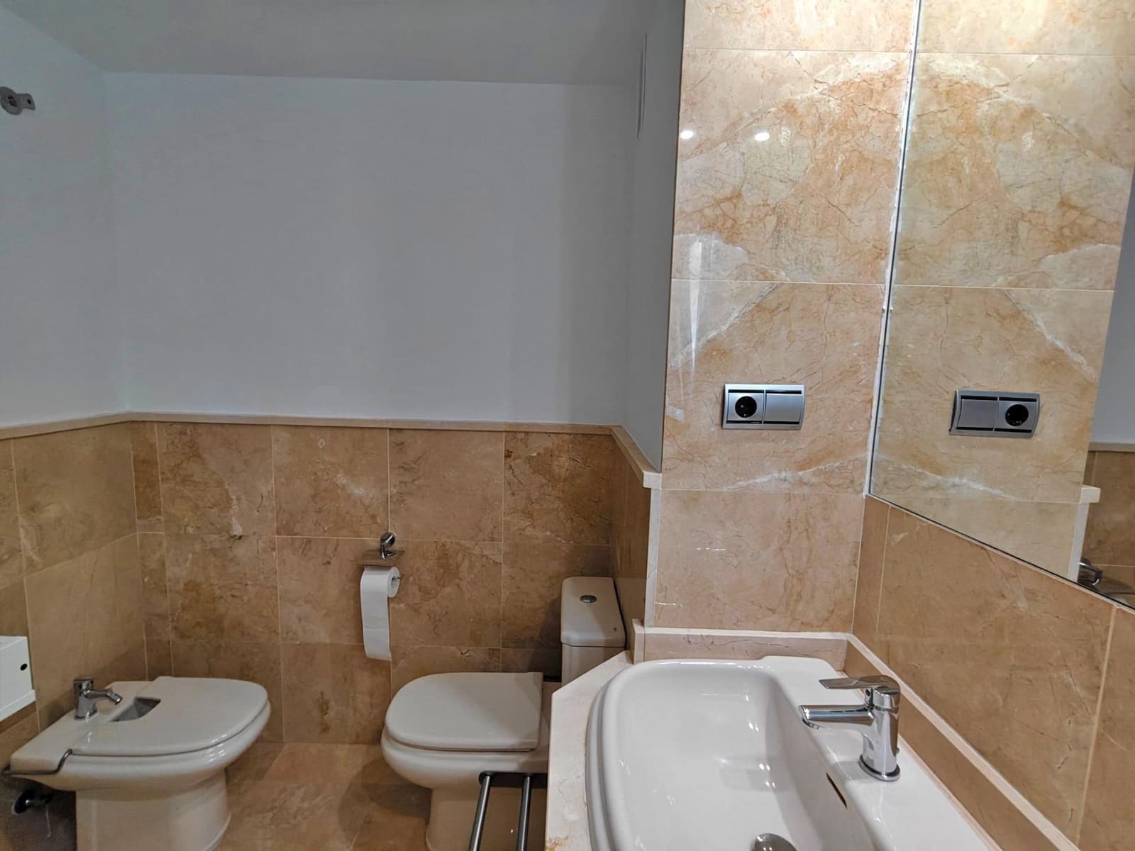 2 slaapkamer Flat te koop in Rincon de la Victoria met zwembad - € 360.000 (Ref: 9416036)