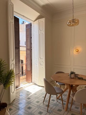 4 soverom Leilighet til salgs i Centro Historico, Málaga by - € 1 250 000 (Ref: 9431700)