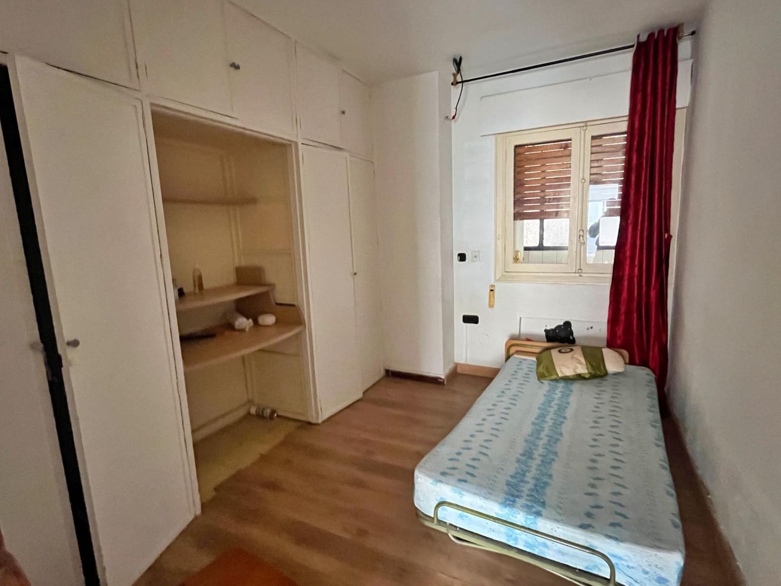 3 bedroom Flat for sale in Malaga city - € 379,000 (Ref: 9437588)