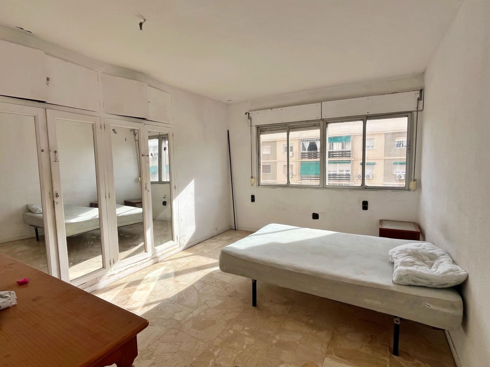 3 bedroom Flat for sale in Malaga city - € 379,000 (Ref: 9437588)