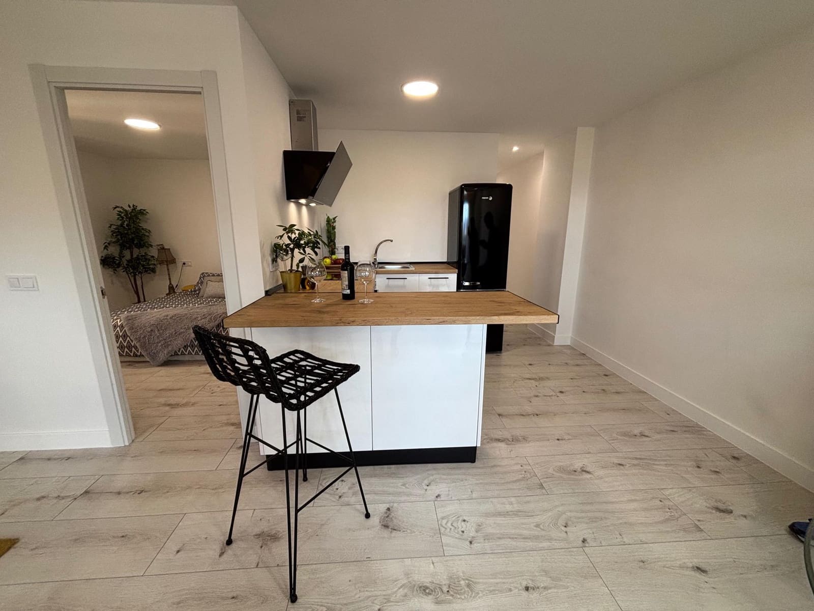 2 bedroom Flat for sale in Malaga city with garage - € 399,000 (Ref: 9437589)