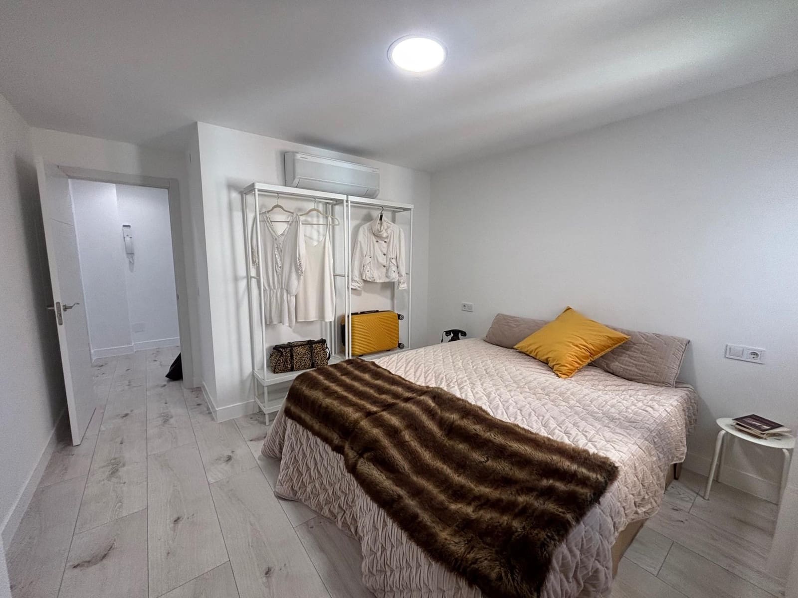 2 bedroom Flat for sale in Malaga city with garage - € 399,000 (Ref: 9437589)