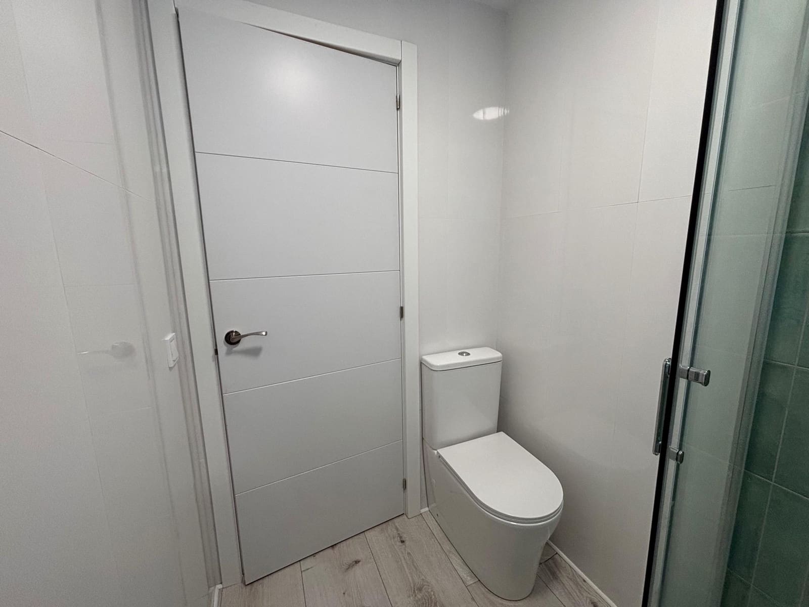 2 bedroom Flat for sale in Malaga city with garage - € 399,000 (Ref: 9437589)