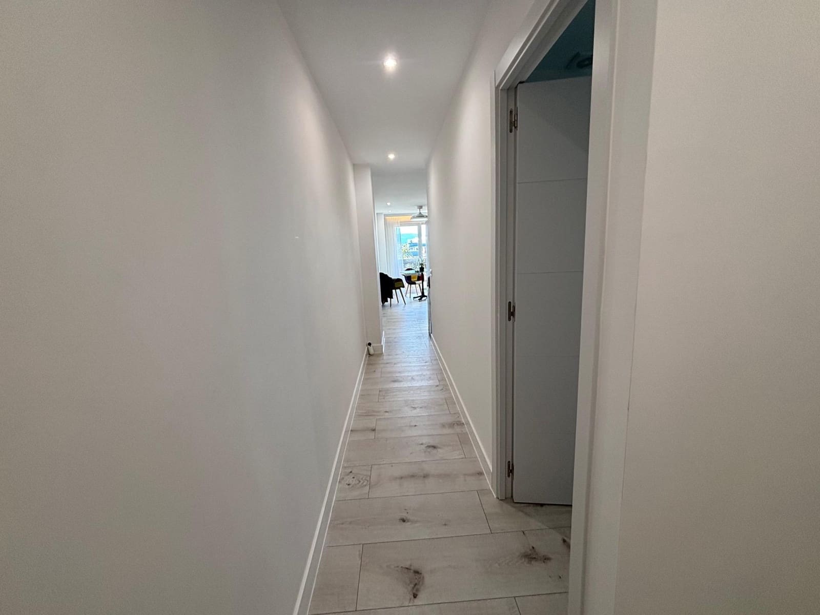 2 bedroom Flat for sale in Malaga city with garage - € 399,000 (Ref: 9437589)