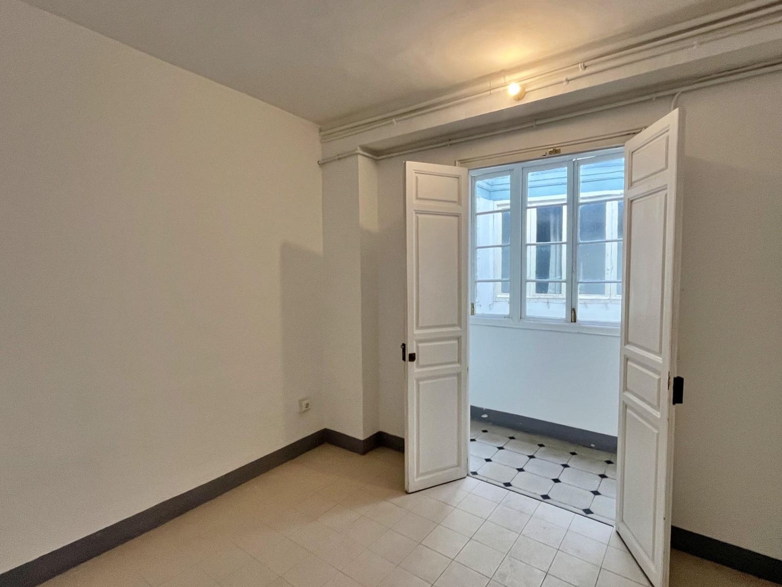 4 makuuhuone Asunto vuokrattavana paikassa Malaga kaupunki - 1 600 € (Ref: 9446607)