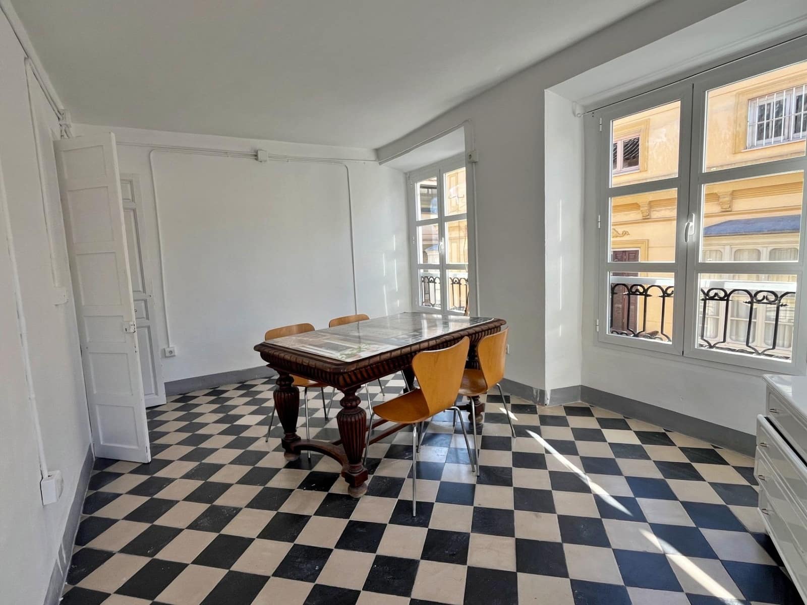 4 makuuhuone Asunto vuokrattavana paikassa Malaga kaupunki - 1 600 € (Ref: 9446607)