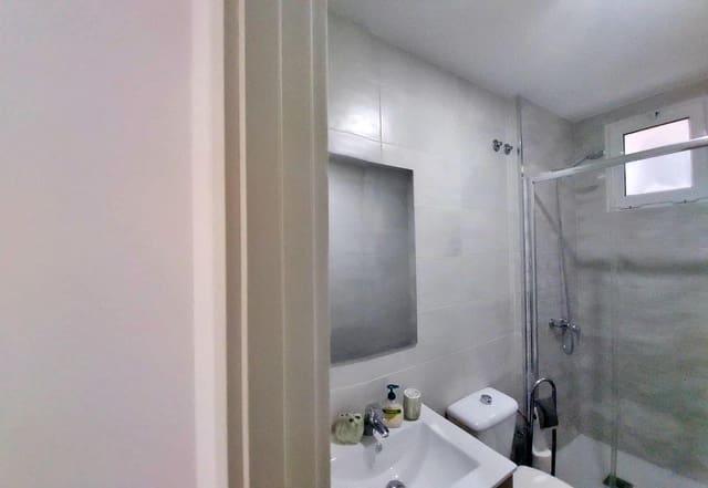 2 Zimmer Wohnung zu verkaufen in Málaga Stadt - 205.000 € (Ref: 9449583)