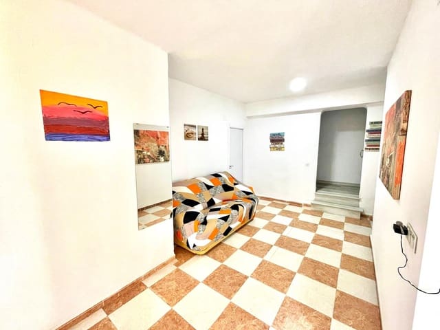 6 camera da letto Appartamento in vendita in Cruz de Humilladero, Malaga città - 400.000 € (Rif: 9468671)