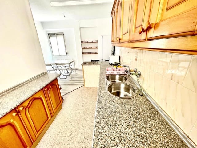 6 camera da letto Appartamento in vendita in Cruz de Humilladero, Malaga città - 400.000 € (Rif: 9468671)