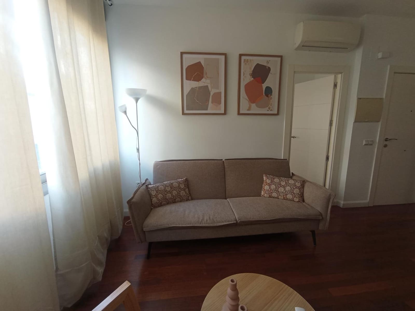 Appartement de 1 chambre à louer à Malaga ville - 1 000 € (Ref: 9474296)