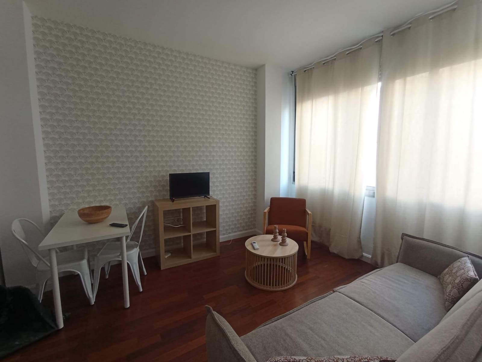 Appartement de 1 chambre à louer à Malaga ville - 1 000 € (Ref: 9474296)