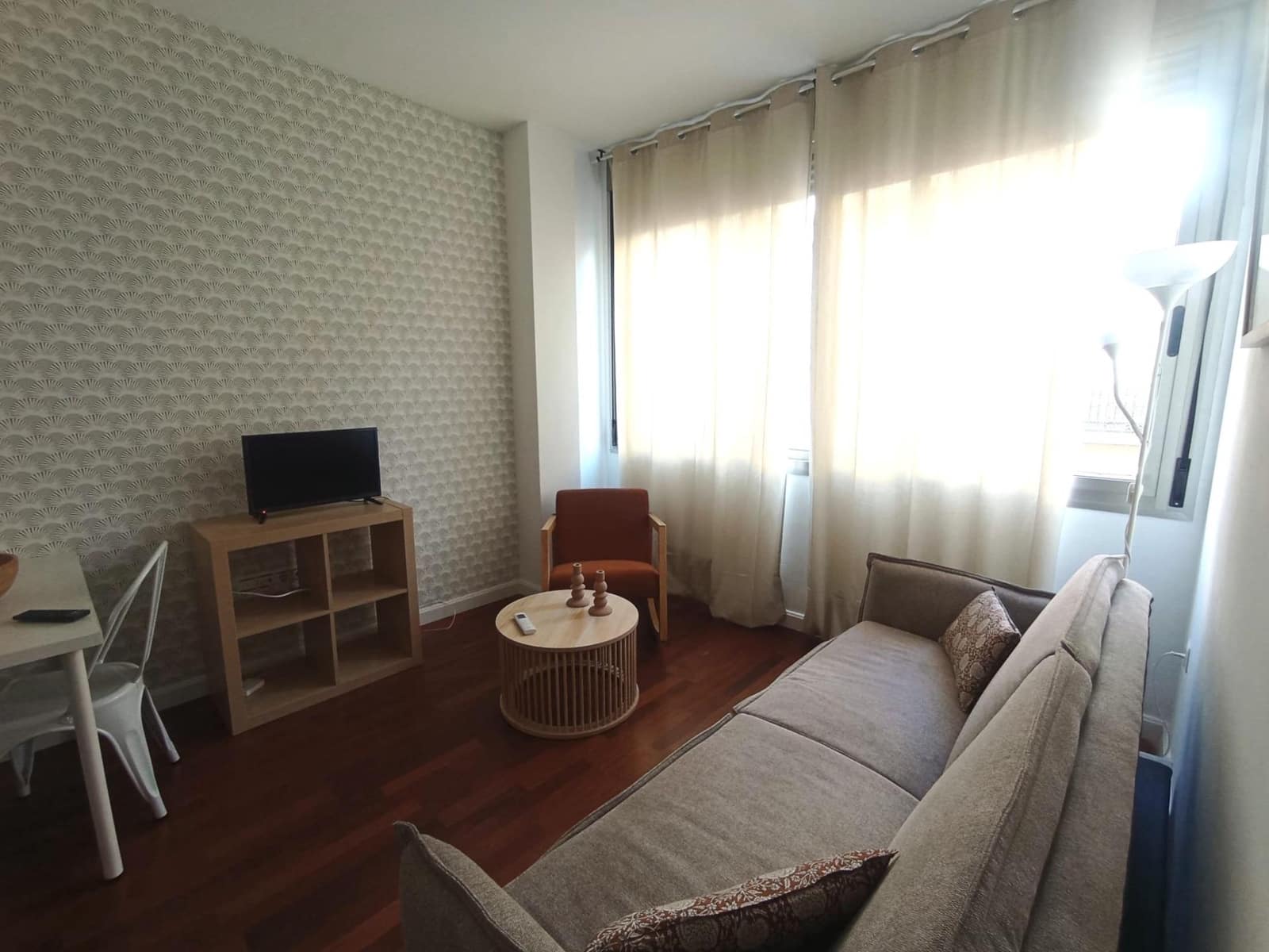 Appartement de 1 chambre à louer à Malaga ville - 1 000 € (Ref: 9474296)