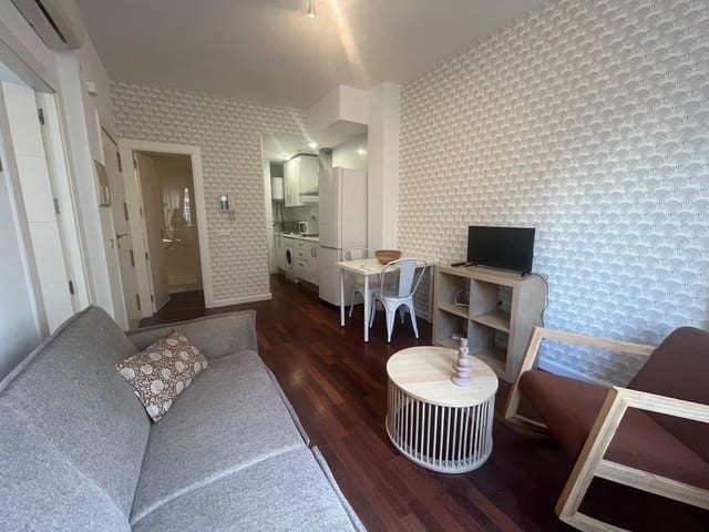 1 sypialnia Mieszkanie do wynajęcia w Miasto Málaga - 1 000 € (Ref: 9474296)