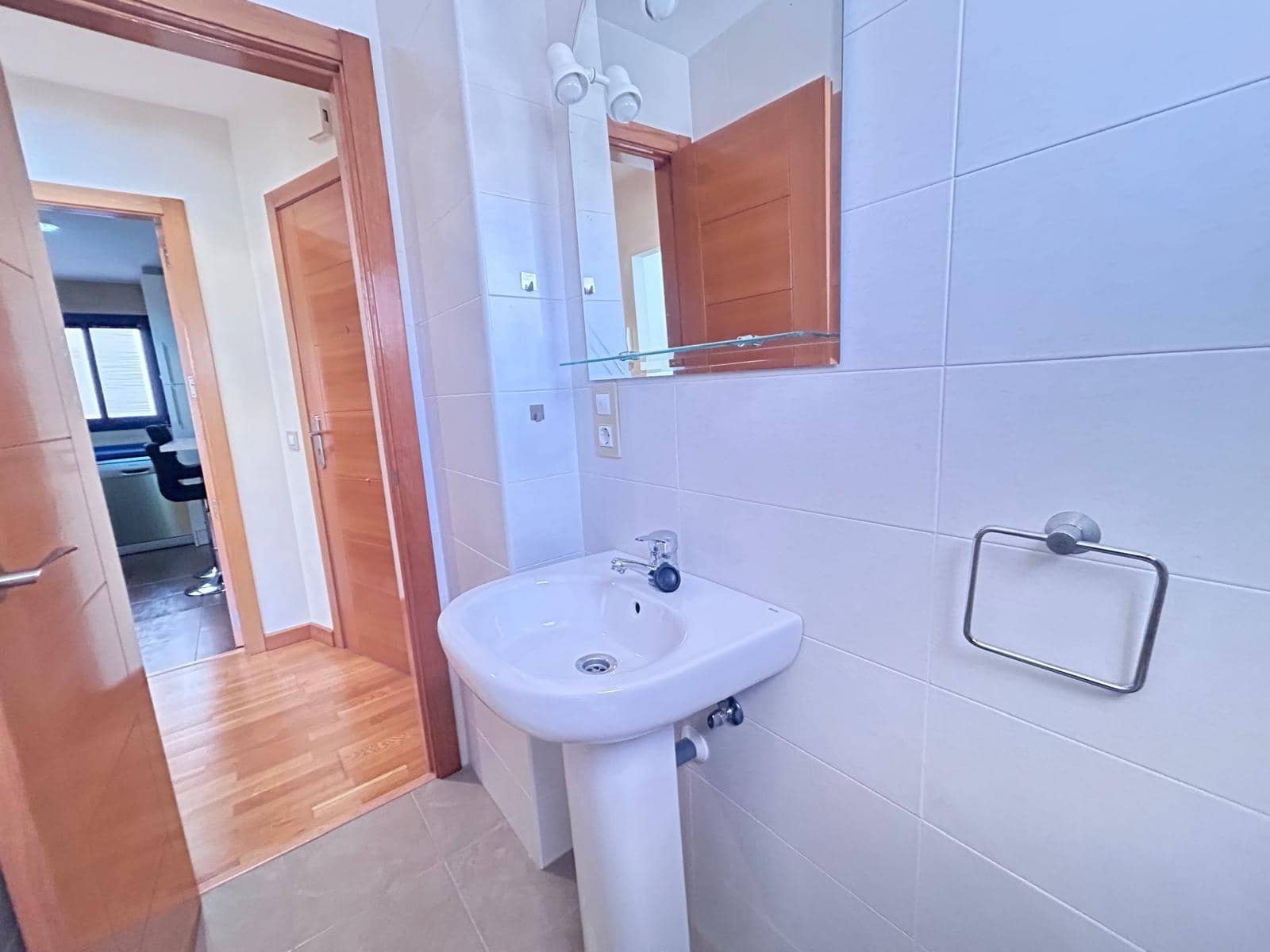 2 makuuhuone Asunto vuokrattavana paikassa Malaga kaupunki mukana 
autotalli - 1 100 € (Ref: 9485323)