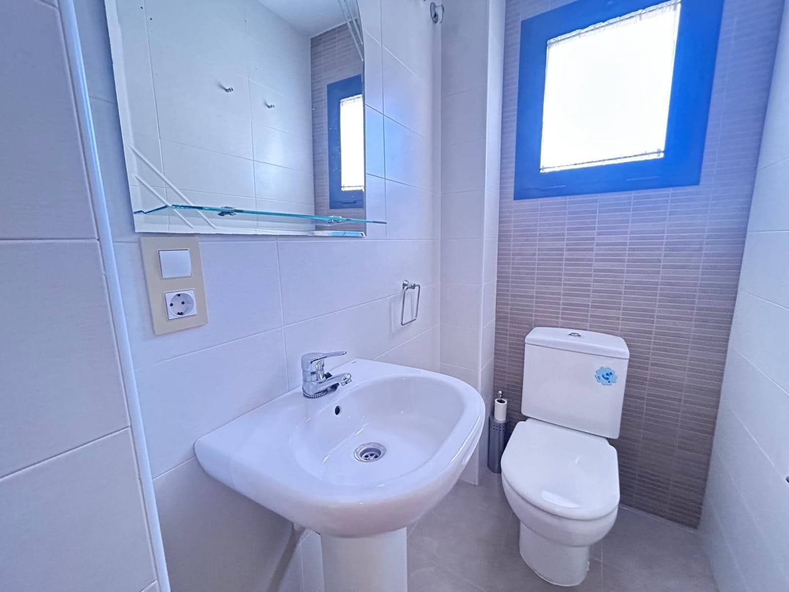 2 makuuhuone Asunto vuokrattavana paikassa Malaga kaupunki mukana 
autotalli - 1 100 € (Ref: 9485323)