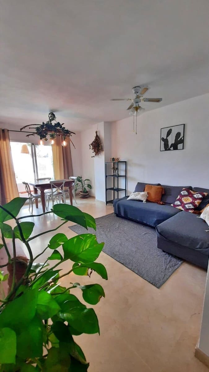 2 soverom Leilighet til salgs i Anoreta med svømmebasseng - € 289 000 (Ref: 9502586)