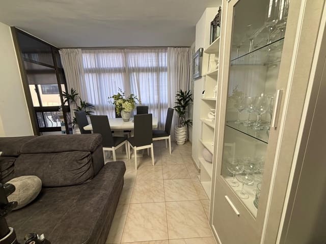 Appartement à vendre à Cruz de Humilladero, Malaga ville avec garage - 395 000 € (Ref: 9524481)