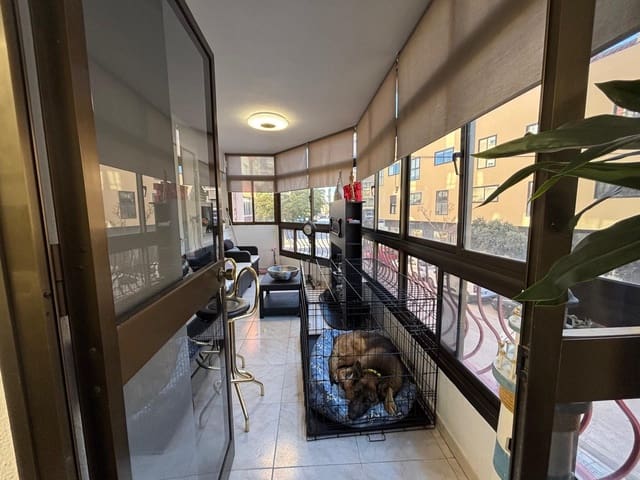 Appartement à vendre à Cruz de Humilladero, Malaga ville avec garage - 395 000 € (Ref: 9524481)