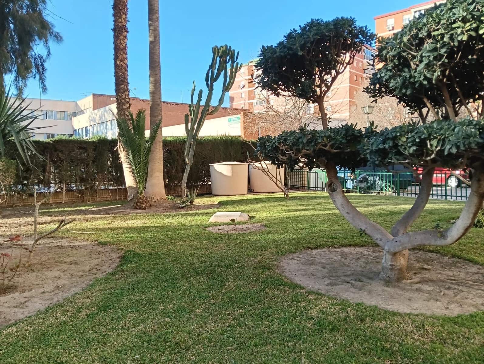 4 makuuhuone Asunto myytävänä paikassa Malaga kaupunki mukana 
autotalli - 450 000 € (Ref: 9524482)