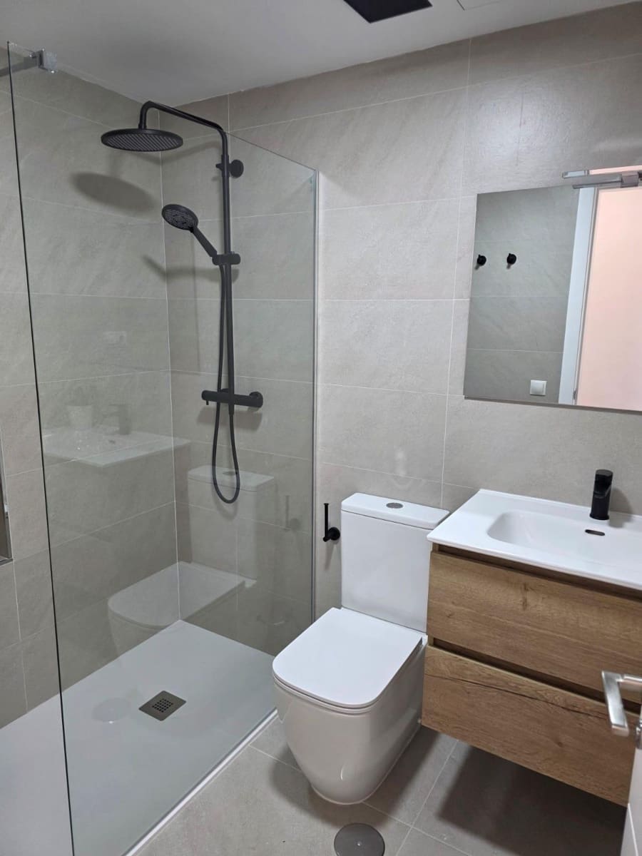 4 soverom Leilighet til leie i La Cala del Moral med svømmebasseng - € 1 600 (Ref: 9543818)