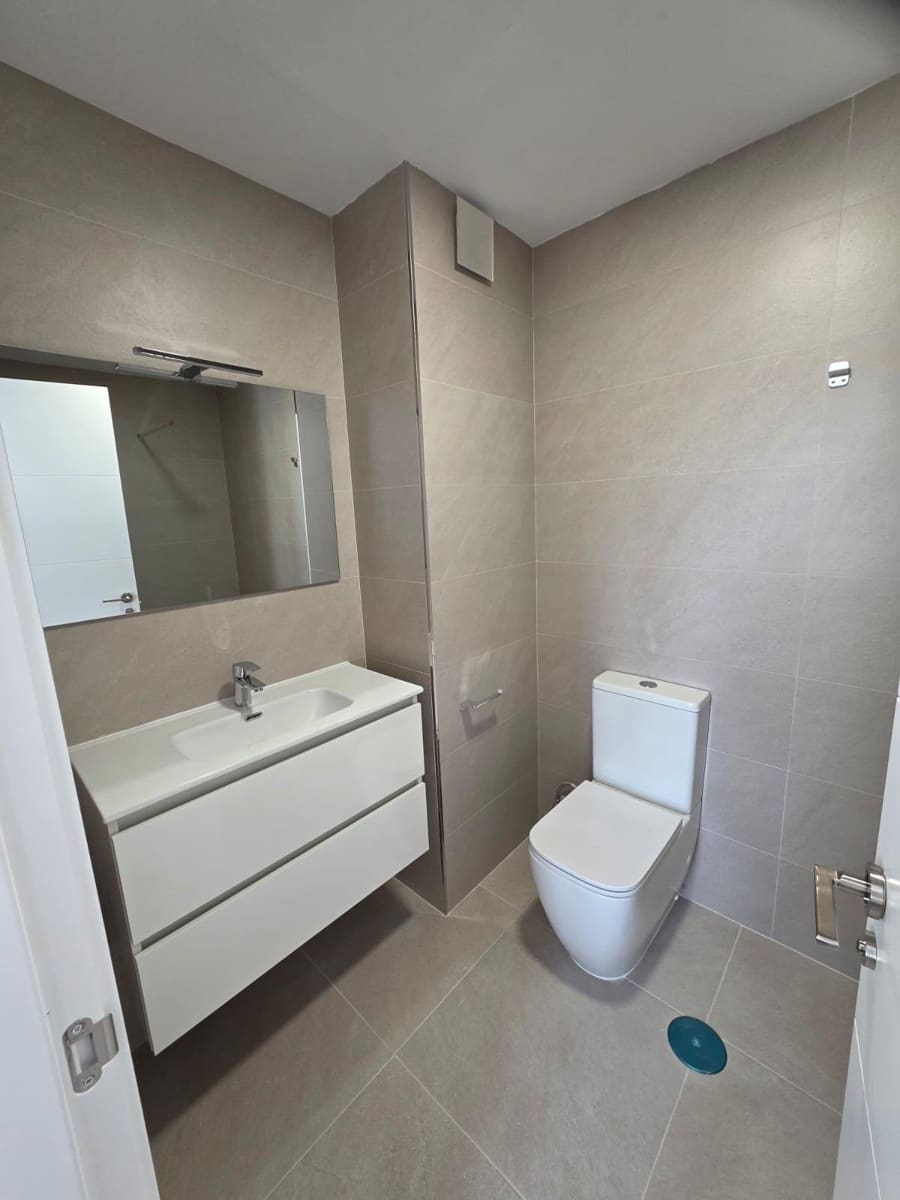 4 soverom Leilighet til leie i La Cala del Moral med svømmebasseng - € 1 600 (Ref: 9543818)